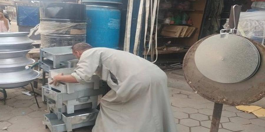 محافظ أسيوط:حملات لإزالة اشغالات وتعديات الباعة الجائلين بمنفلوط - تكنو بلس