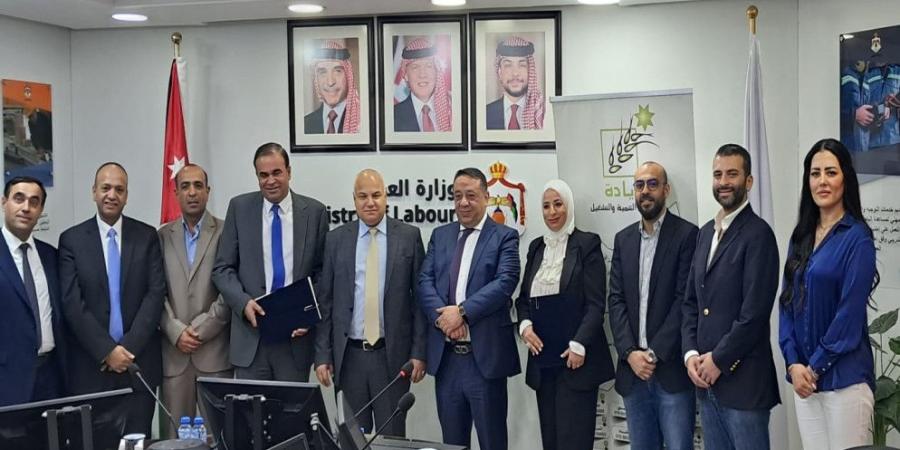 توقيع اتفاقية لتمويل سيارات وسكوترات لتشغيل الأردنيين - تكنو بلس