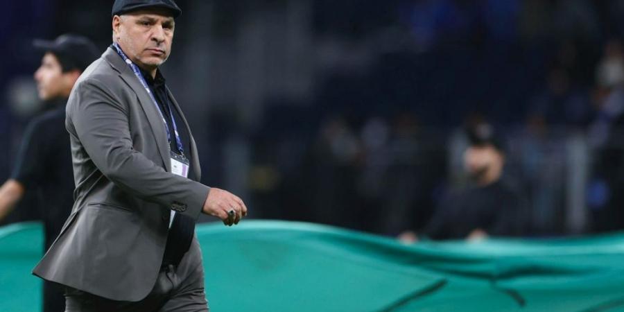 بن زكري مدرب الإنقاذ في دوري روشن - تكنو بلس