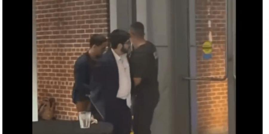 بالفيديو.. شاهد كيف ظهر مطلق النار علي موظفين السفارة الإسرائيلية في واشنطن لحظة القبض عليه - تكنو بلس