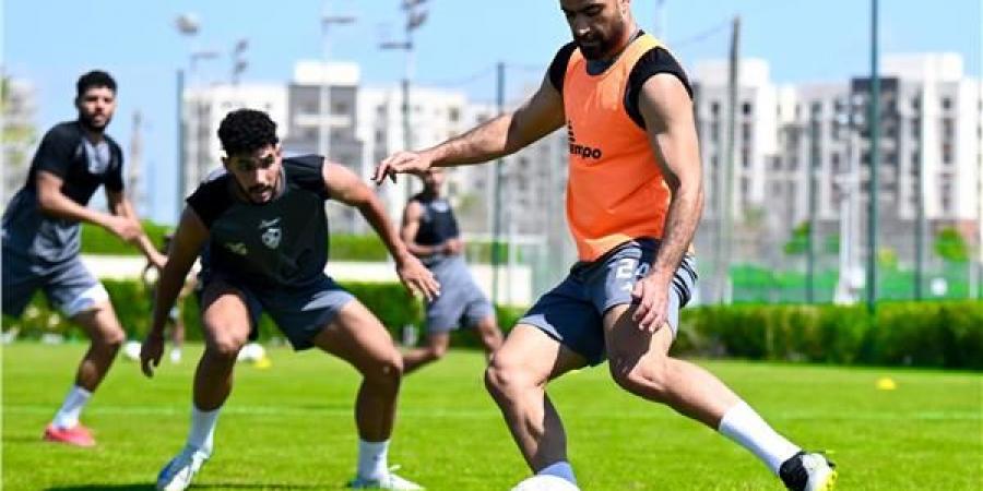 رفع الحمل البدني للاعبي الزمالك قبل لقاء بتروجت فى الدوري - تكنو بلس