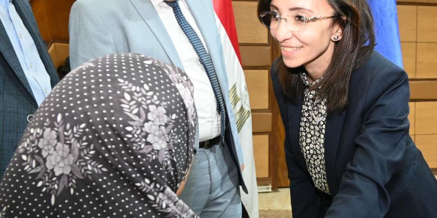 ٥٠ مواطنا فى ضيافة محافظ البحيرة - تكنو بلس