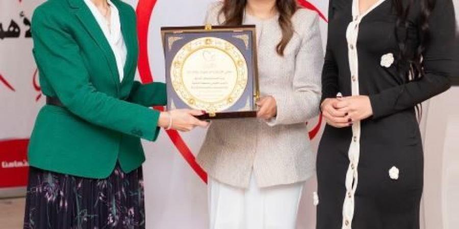 "أنتي الأهم" تكرم الدكتورة هالة زايد تقديرًا لرحلتها في خدمة المرأة المصرية صحياً - تكنو بلس