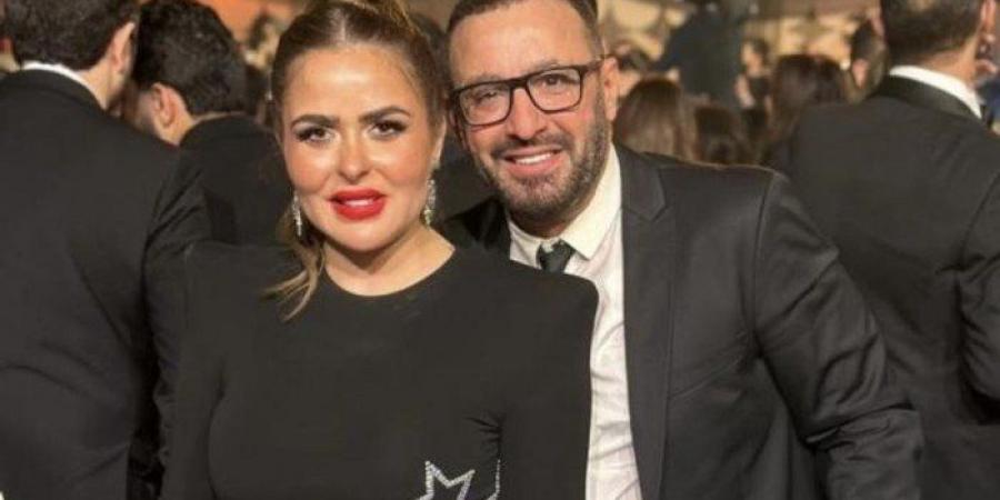 أحمد السقا يكشف تفاصيل غريبة عن هاتفه بعد إعلان الطلاق وبسمة وهبة توجه رسالة لمها الصغير - تكنو بلس