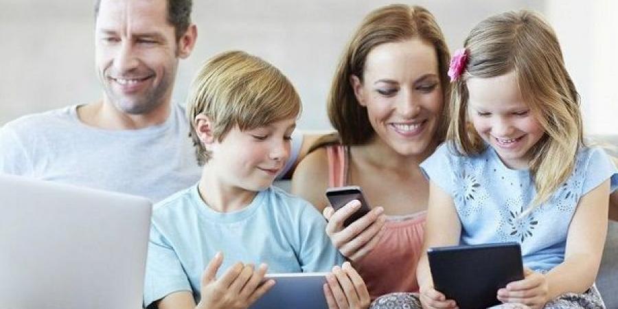 نصائح ذهبية لحماية بصرك من مخاطر شاشات الهواتف والكمبيوتر - تكنو بلس