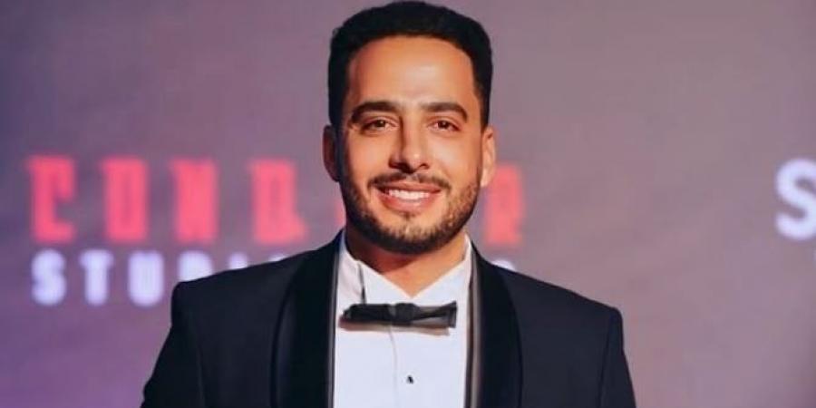 بالرقص على الخيل.. شاهد عصام لسقا يشوق الجمهور لـ «ريستارت» - تكنو بلس